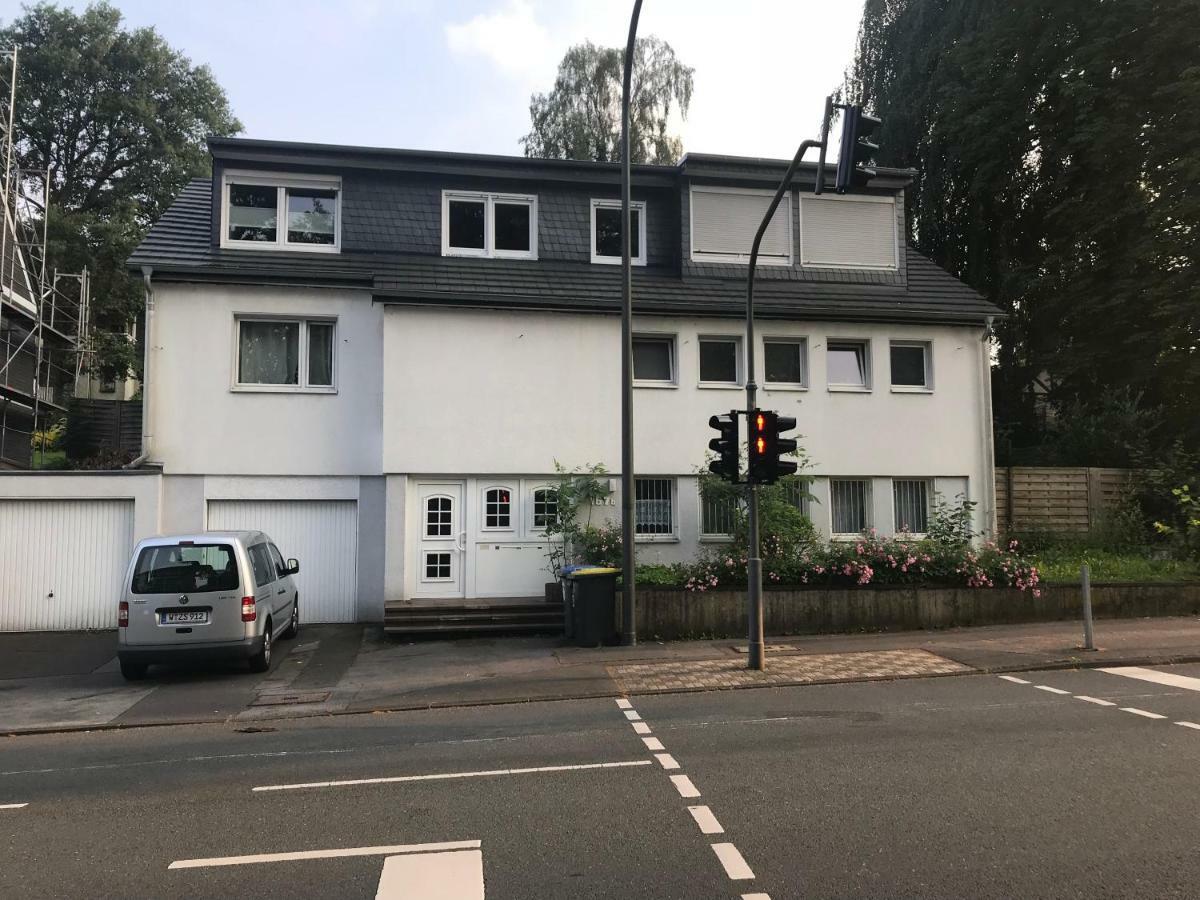2 Zimmer Wohnung Wuppertal Mit Terrasse Bagian luar foto